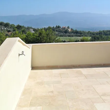 House With 4 Bedrooms In Kusadasi With Private Pool And Enclosed Garden 2 Km From The Beach 別荘 *