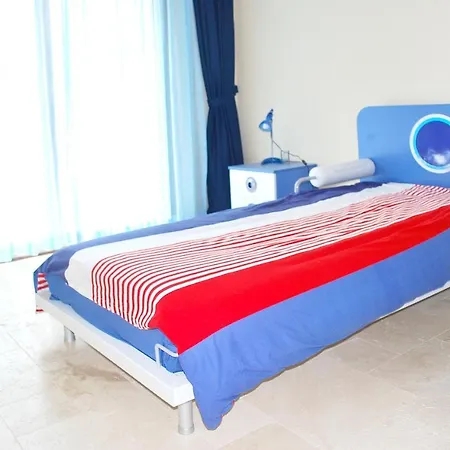 House With 4 Bedrooms In Kusadasi With Private Pool And Enclosed Garden 2 Km From The Beach Holiday home *